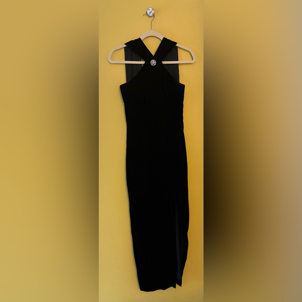 Jessica Howard Black Velvet Dress - Picture 5 of 7